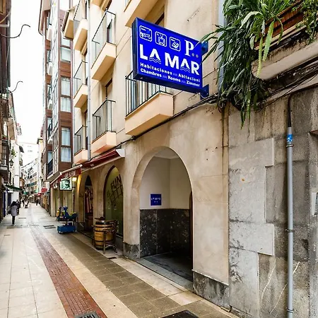 بيت شباب La Mar كاسترو أورديالس